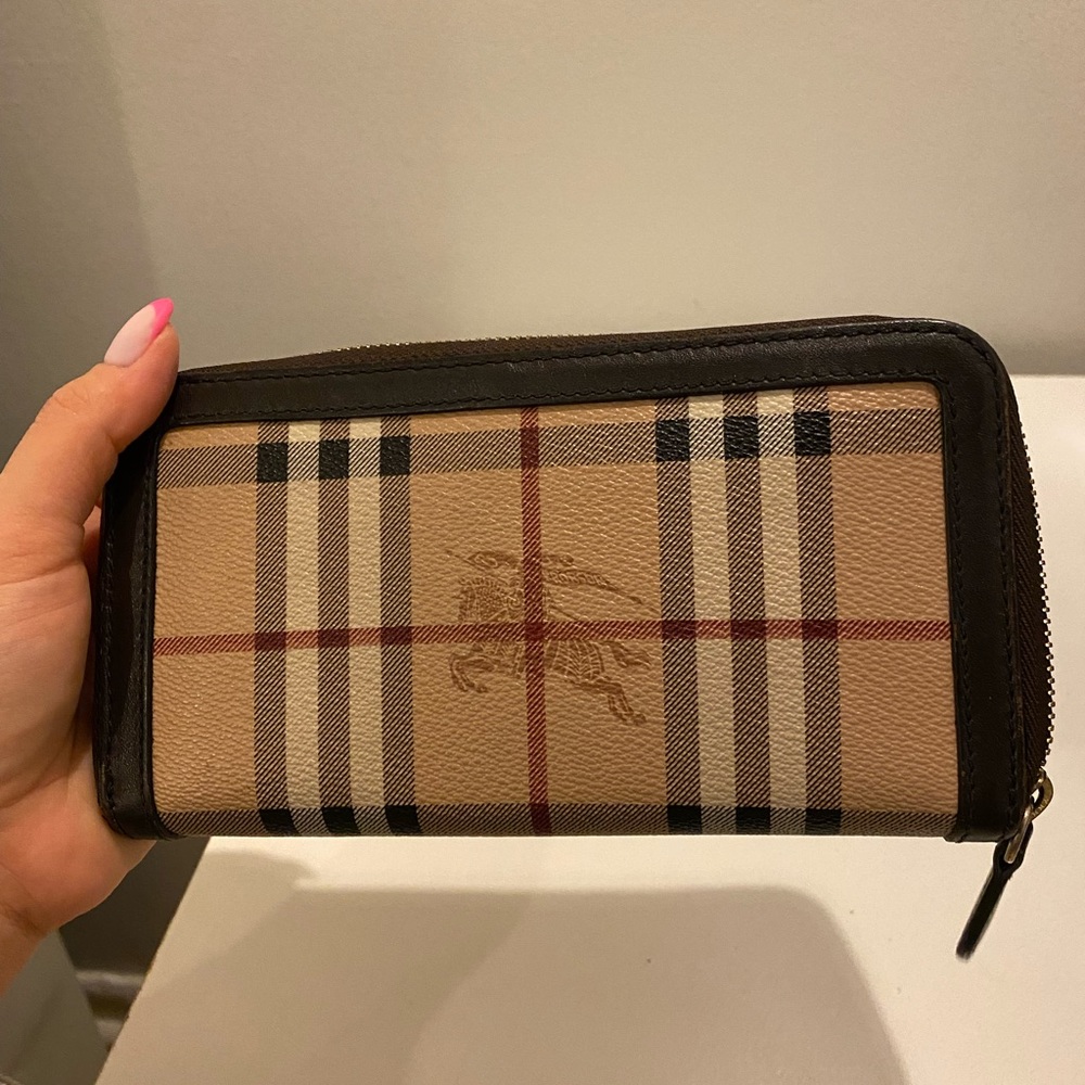 women's authentic burberry continental wallet